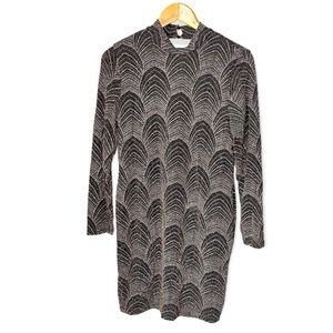 Erin Blair - L - art deco style sparkly dress